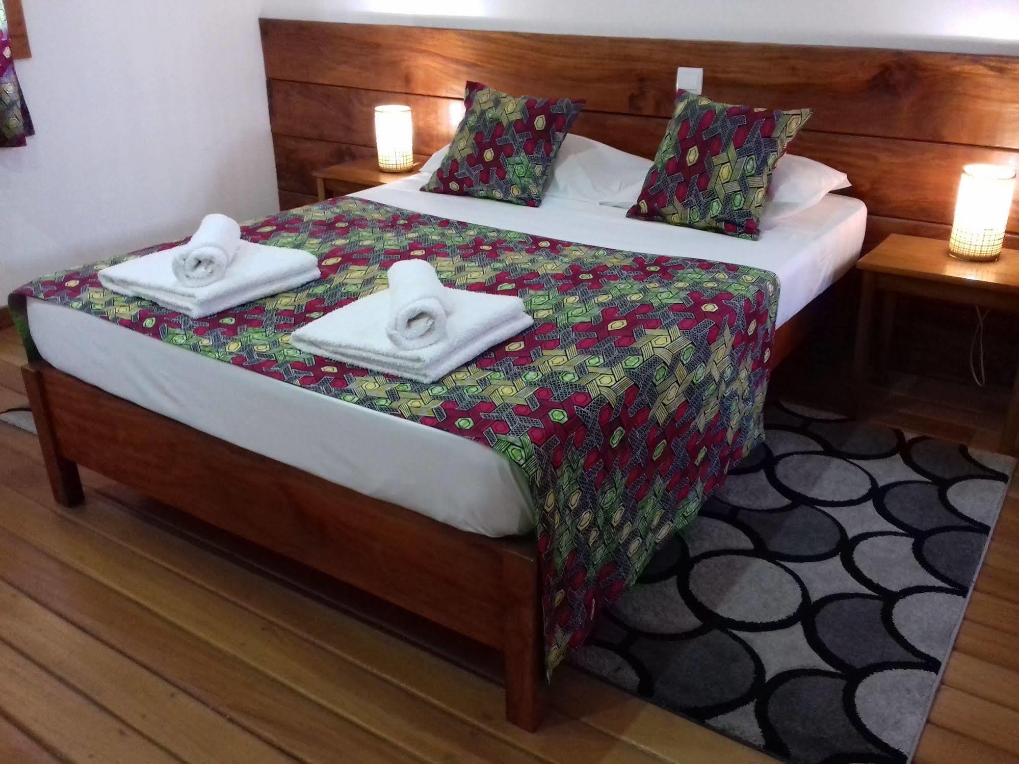 Sweet Guest House Sao Tome Bagian luar foto