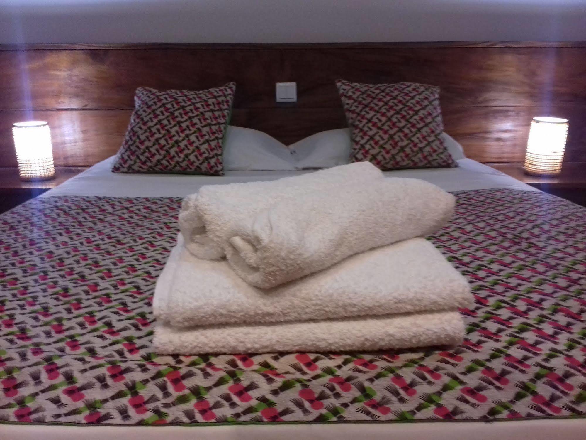 Sweet Guest House Sao Tome Bagian luar foto