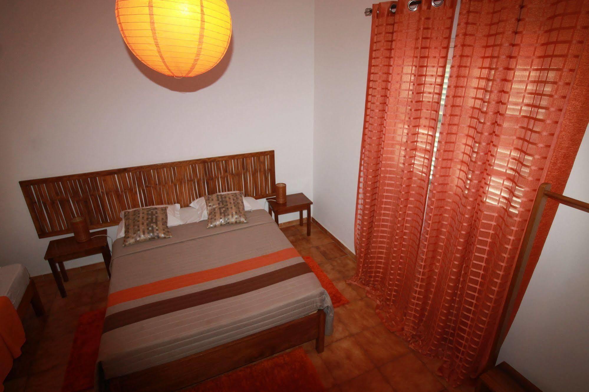 Sweet Guest House Sao Tome Bagian luar foto